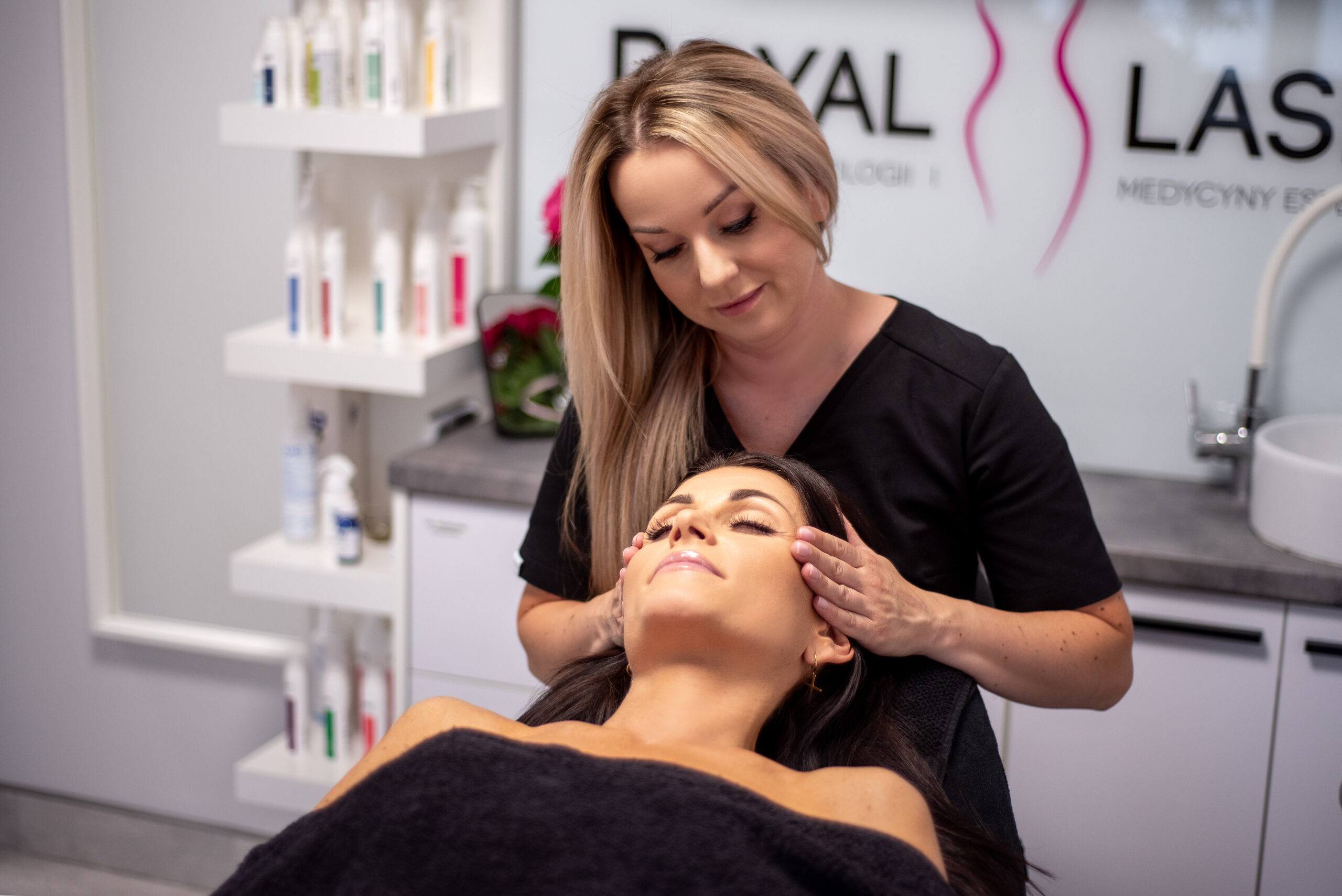 EstGen Wrocław Royal Laser